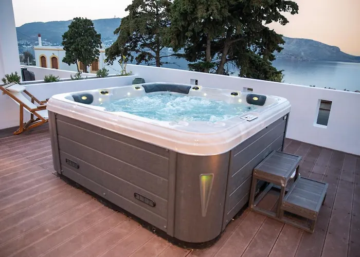 Sunny Bay Holiday home