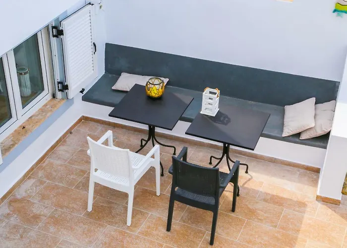 Sunny Bay Holiday home